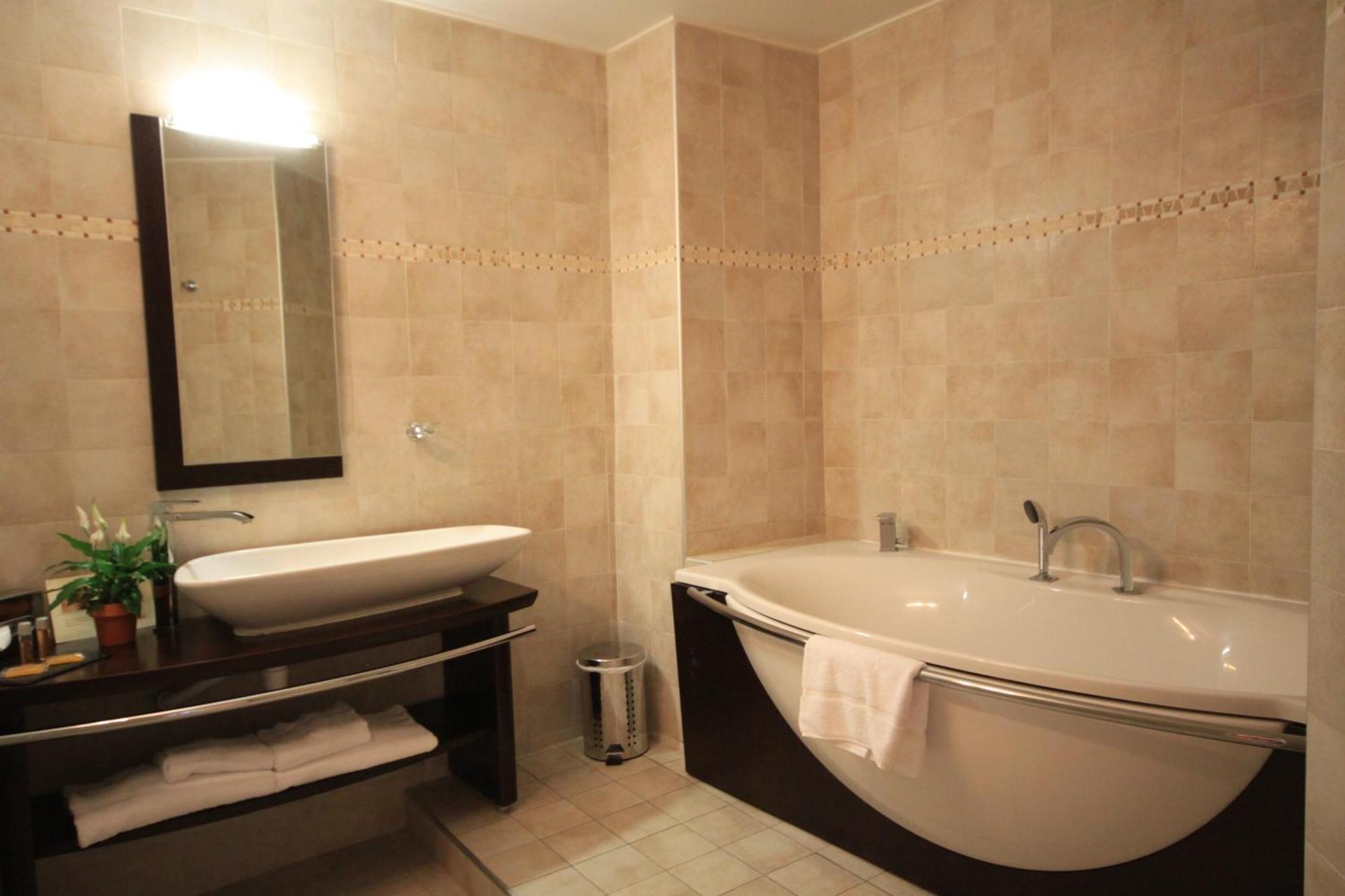 Domaine De L'oriu Hotel 3*