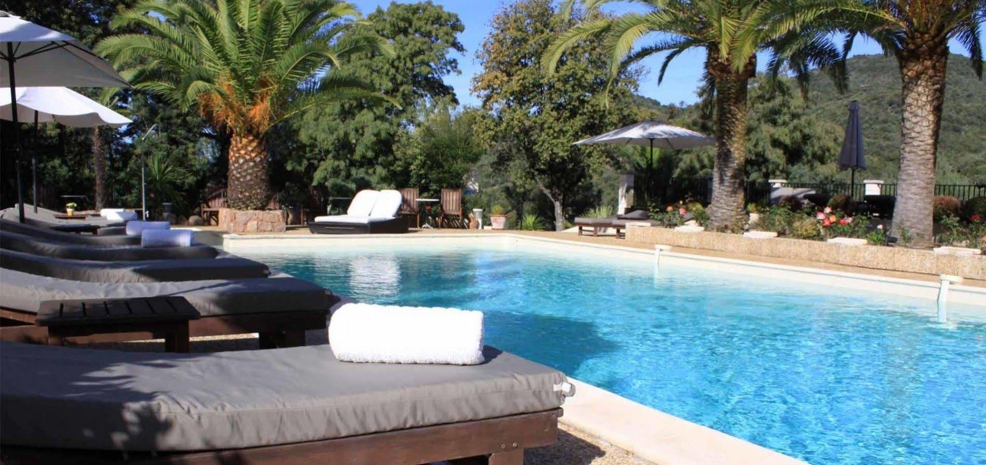 Hotel Domaine De L'oriu